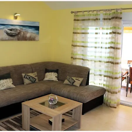 Apartment Zorka